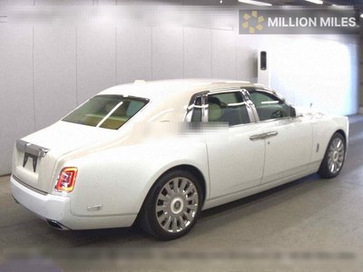 ROLLS-ROYCE PHANTOM - 5