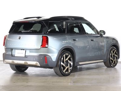 2026 MINI COOPER COUNTRYMAN photo 2