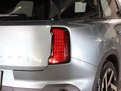 2026 MINI COOPER COUNTRYMAN photo 11