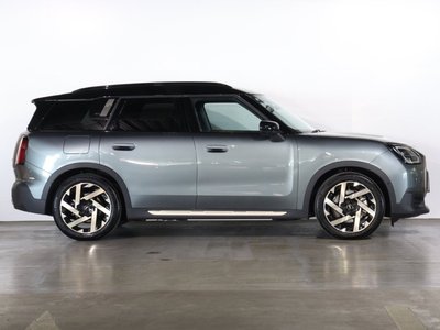 2026 MINI COOPER COUNTRYMAN photo 3