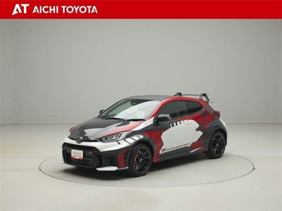 TOYOTA YARIS - 2