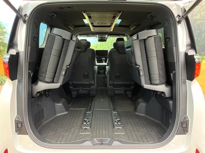 TOYOTA ALPHARD - 10