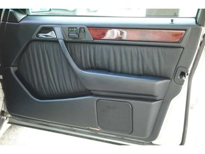 1994 Mercedes-BENZ E-CLASS AMG 缩略图 21