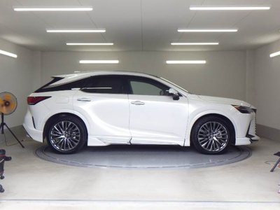 صورة مصغرة 24 لـ 2024 Lexus RX