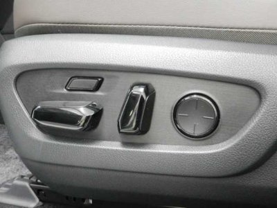صورة مصغرة 48 لـ 2024 Lexus RX