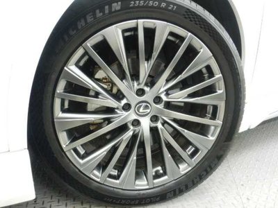 صورة مصغرة 16 لـ 2024 Lexus RX