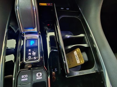 TOYOTA ALPHARD - 9