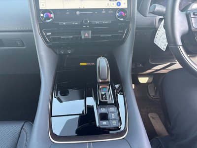 TOYOTA VELLFIRE - 10