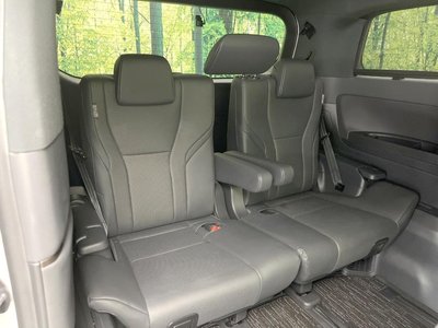TOYOTA ALPHARD - 10
