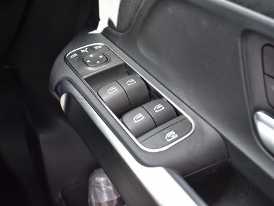 2025 Mercedes-BENZ EQB 缩略图 41
