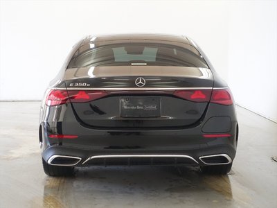 MERCEDES-BENZ E-CLASS - 3