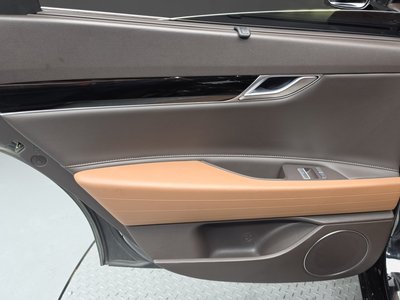 2022 Genesis G80 (RG3) thumbnail 15