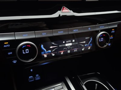 2022 Genesis G80 (RG3) thumbnail 32