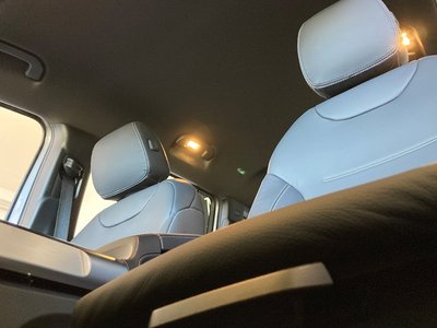 MERCEDES-BENZ GLB - 10