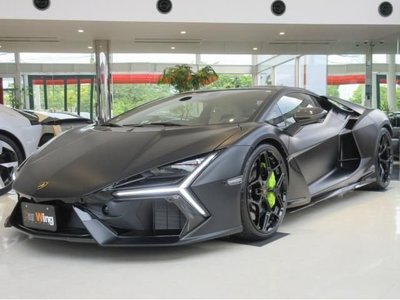صورة 3 لـ 2025 Lamborghini REVUELTO