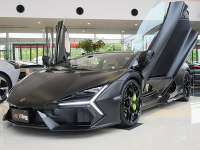 صورة 1 لـ 2025 Lamborghini REVUELTO