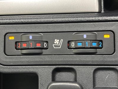 TOYOTA LAND CRUISER PRADO - 7