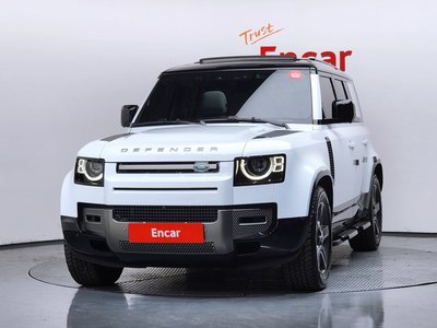 صورة 2 لـ 2025 LAND Rover DEFENDER