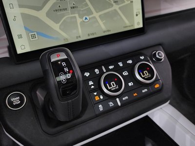 صورة مصغرة 12 لـ 2025 LAND Rover DEFENDER