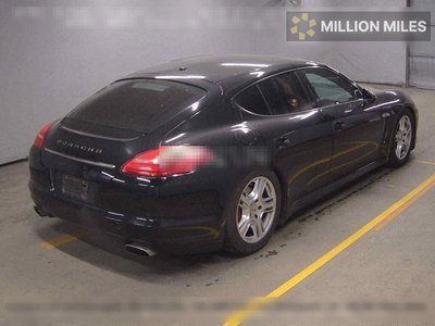 PORSCHE PANAMERA - 5