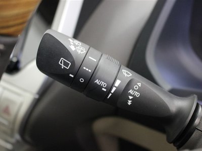 TOYOTA LAND CRUISER PRADO - 10