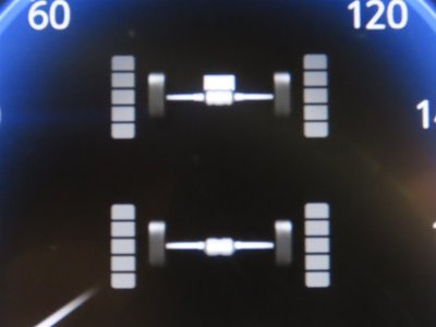 TOYOTA CROWN CROSSOVER - 9