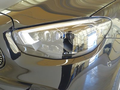 MERCEDES-BENZ E-CLASS - 8