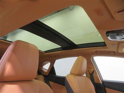 صورة مصغرة 12 لـ 2023 Lexus NX