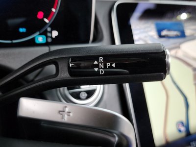 MERCEDES-BENZ E-CLASS - 9