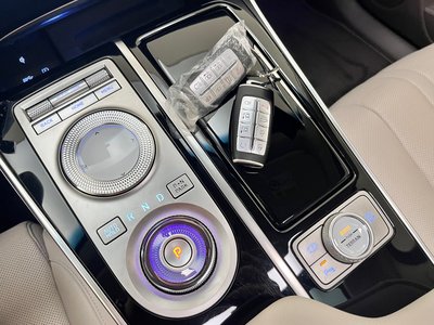 GENESIS GV80 - 9