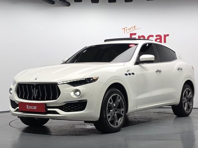2022 Maserati LEVANTE — фото 1