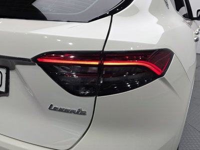 2022 Maserati LEVANTE — фото 10