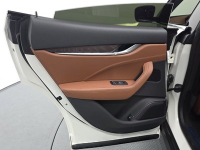 صورة مصغرة 15 لـ 2022 Maserati LEVANTE
