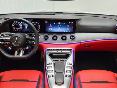 صورة 4 لـ 2025 Mercedes-BENZ GT AMG