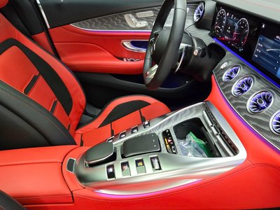 صورة 9 لـ 2025 Mercedes-BENZ GT AMG