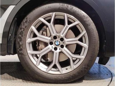 BMW X7 - 9