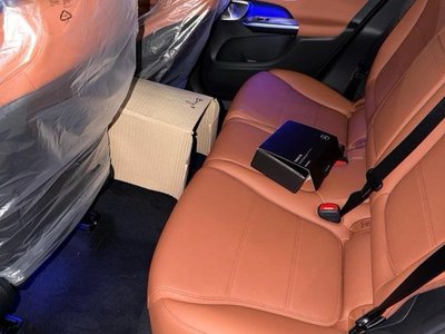 MERCEDES-BENZ GLC - 8