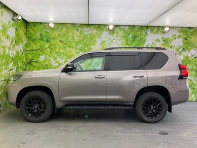 TOYOTA LAND CRUISER PRADO - 2