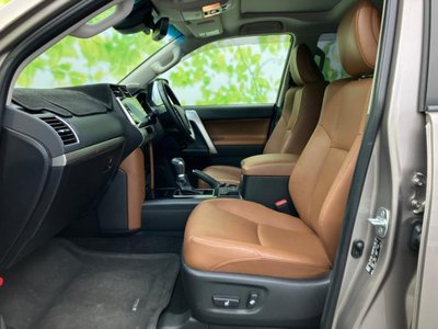 TOYOTA LAND CRUISER PRADO - 5