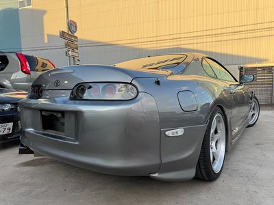 TOYOTA SUPRA - 2