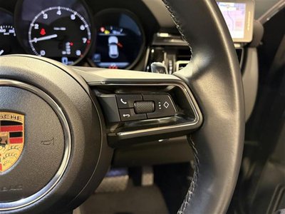 2023 Porsche MACAN thumbnail 19