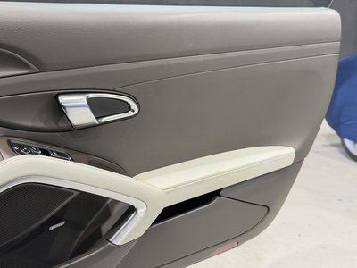 2015 Porsche CAYMAN — миниатюра 15