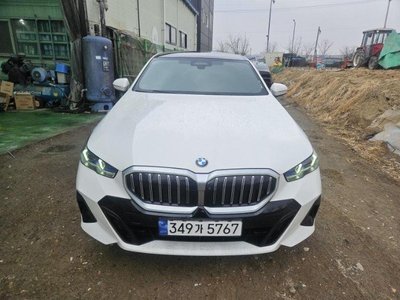 BMW 5 SERIES - 5
