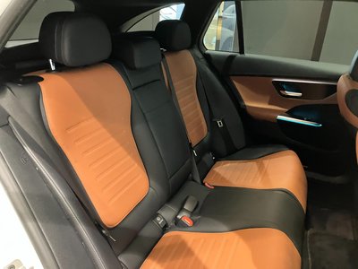 صورة 6 لـ 2024 Mercedes-BENZ C-CLASS