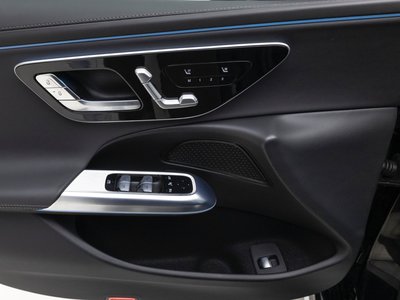 MERCEDES-BENZ E-CLASS - 10