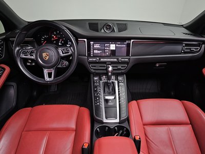 PORSCHE MACAN - 5