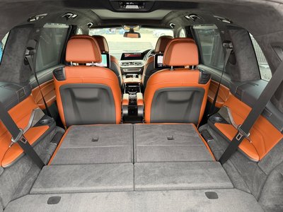 2021 BMW X7 缩略图 65