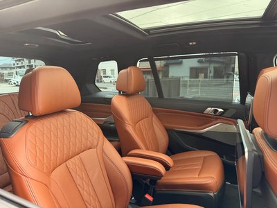 2021 BMW X7 缩略图 31