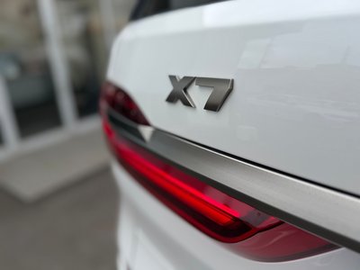 2021 BMW X7 缩略图 57