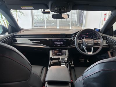 صورة 3 لـ 2023 AUDI RS Q8